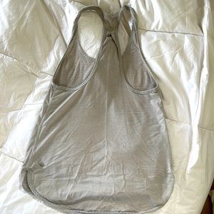 Lululemon tank top